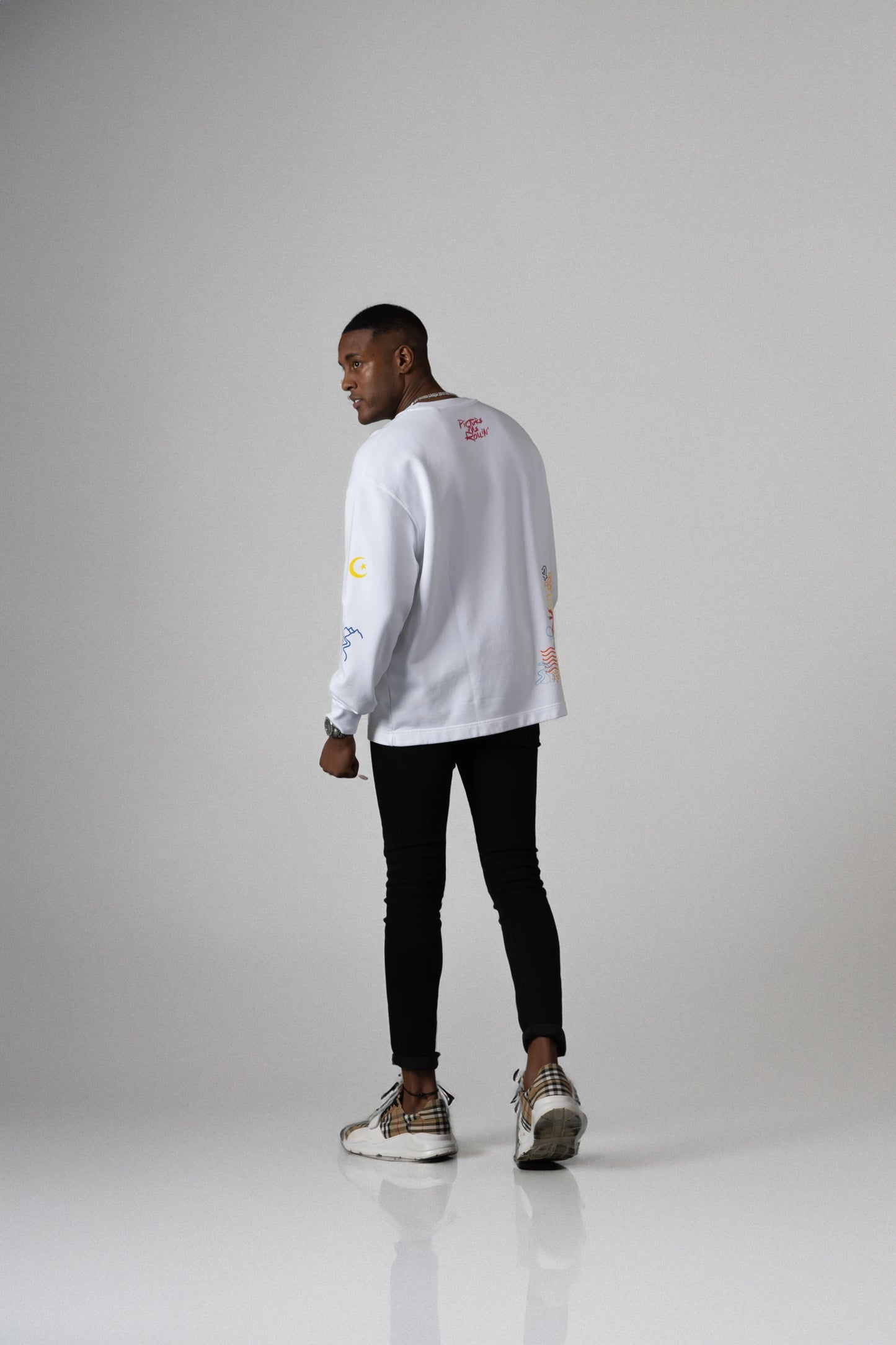 
                  
                    PMR x River Sea White Sweatshirt
                  
                