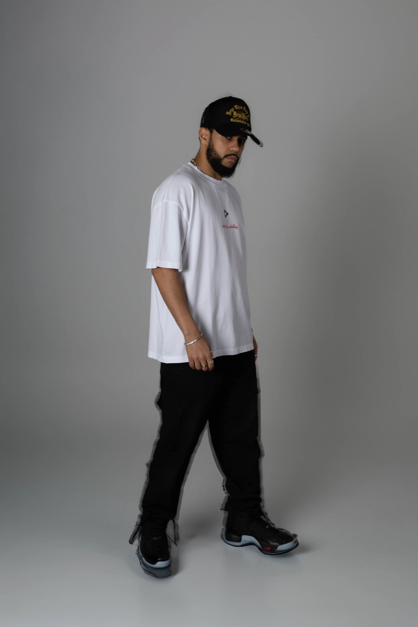 
                  
                    Drip White T-shirt
                  
                